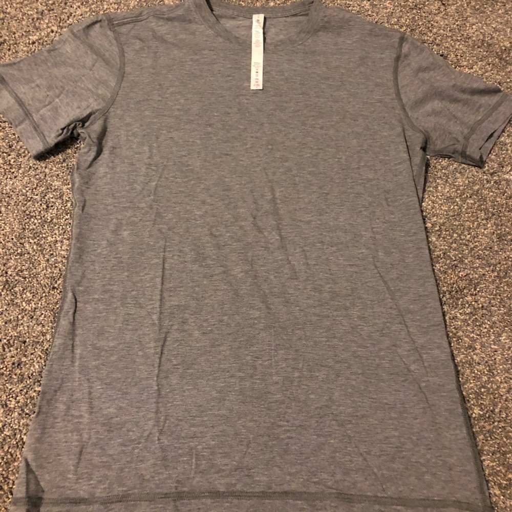 Lululemon Men’s Tee